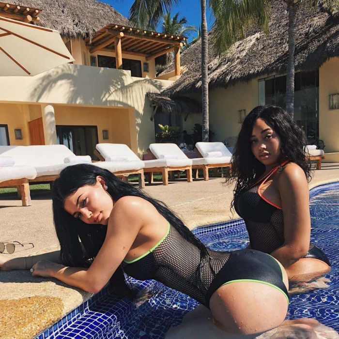 Stunning Kylie Jenner In A Thong Black Bikini