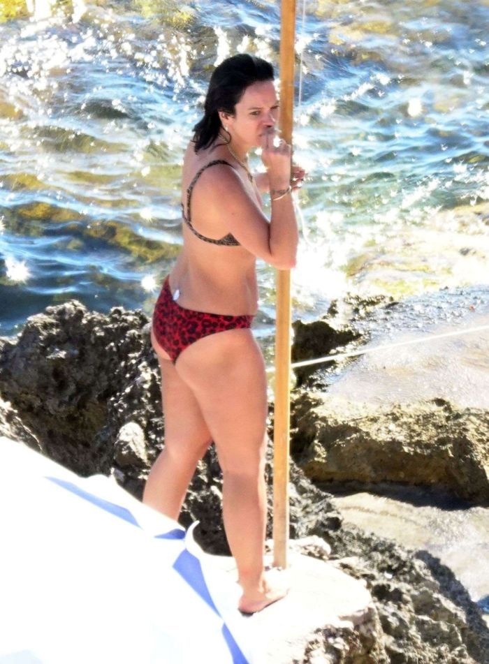 Lily Allen Vacationing In A Bikini At An Island In Capri