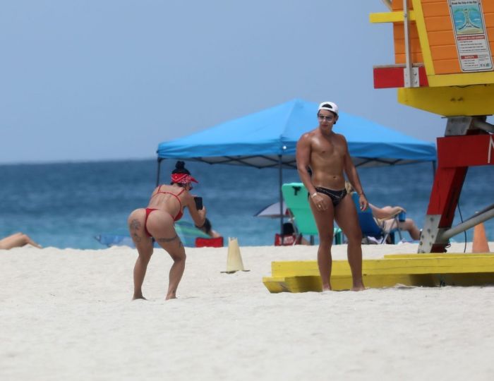 Lis Vega In A Red Bikini On The Beach In Miami