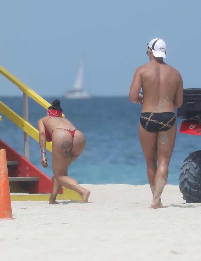 Lis Vega In A Red Bikini On The Beach In Miami