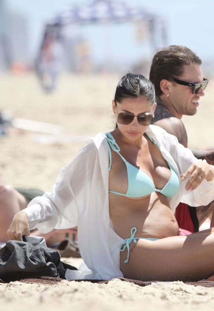 London Shay Goheen Vacationing In Bikini On The Gold Coast