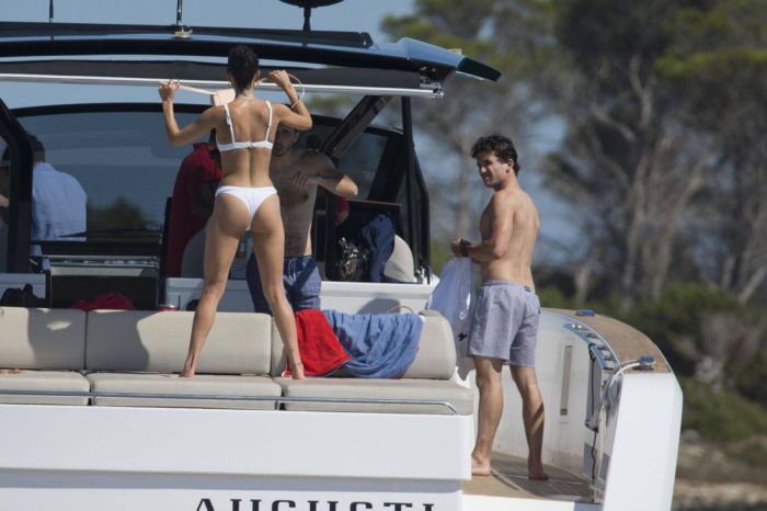 Maria Pedraza In A White Bikini On A Yacht In Formentera
