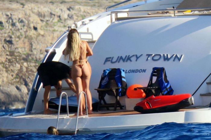 Perrie Edwards Surfing In Bikini At The Sea In Ibiza