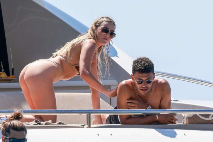 Perrie Edwards Surfing In Bikini At The Sea In Ibiza