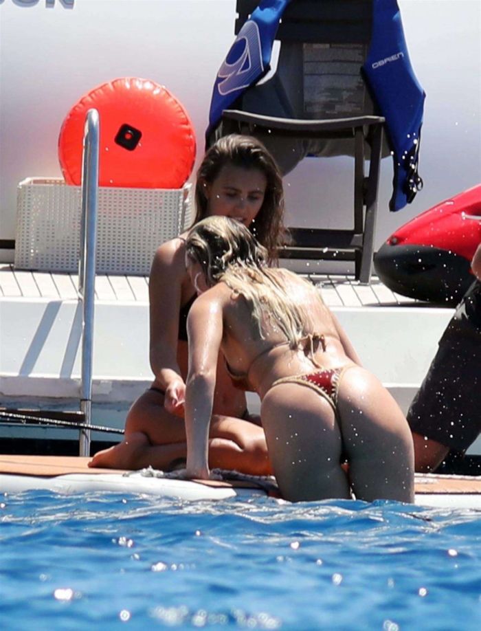 Perrie Edwards Surfing In Bikini At The Sea In Ibiza