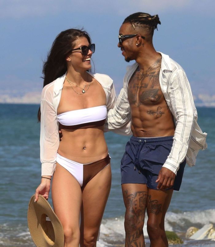 Rebecca Gormley Spotted In Bikini With Boyfriend Biggs Chris On The Beach
