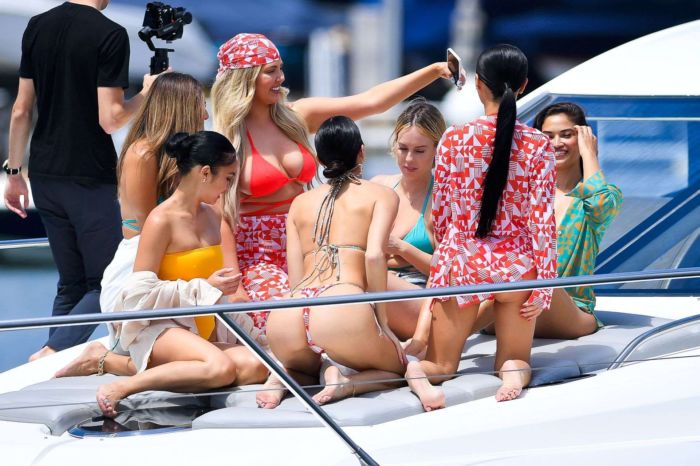 Shanina Shaik Vacationing In Bikini On A Yacht In Los Angeles