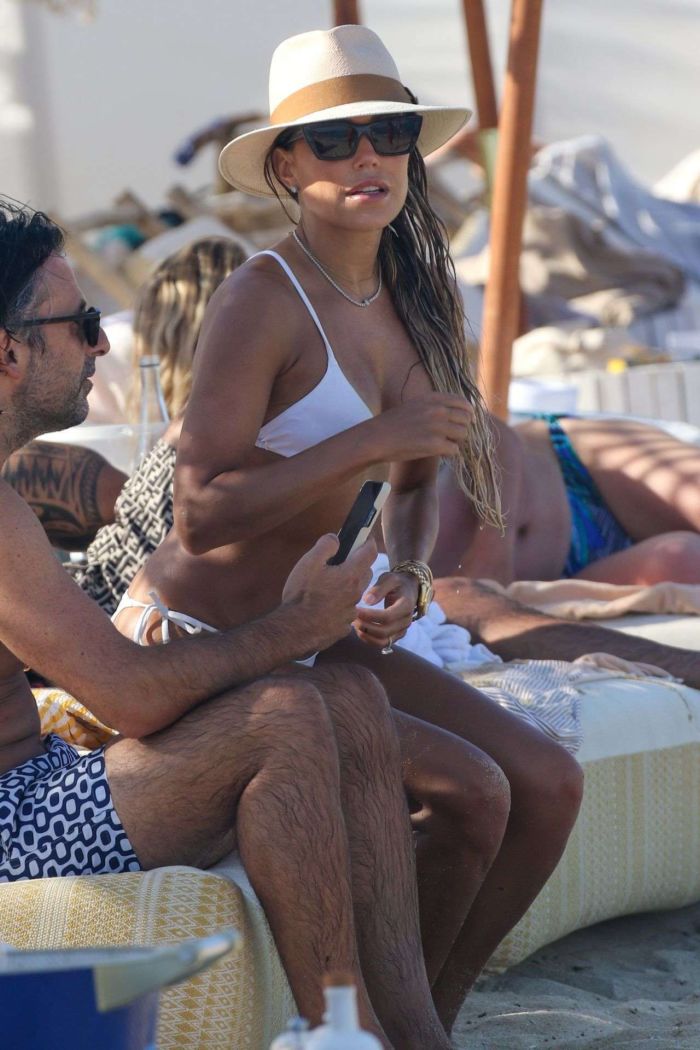 Sylvie Meis In White Bikini With Boyfriend Niclas Castello At The Beach In Saint-Tropez
