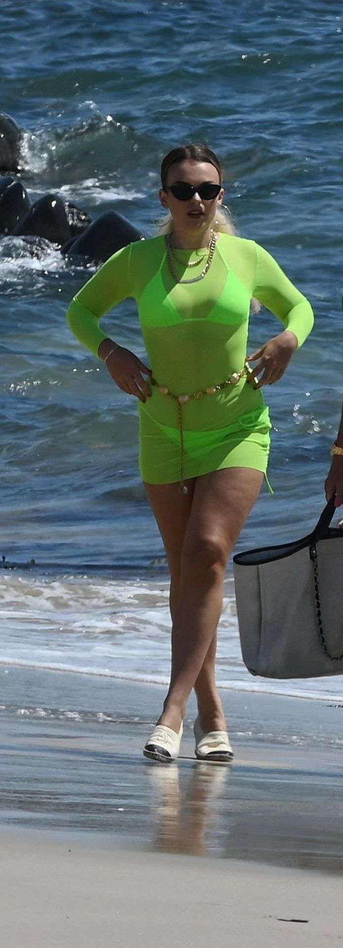 Tallia Storm Vacationing In Bikini With Mommy Tessie Hartmann At Jersey Beach