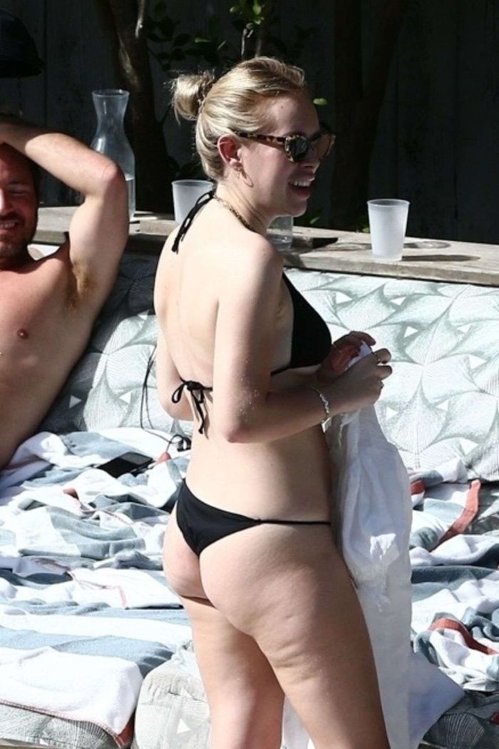 Tanya Burr Vacationing In A Black Bikini In Miami