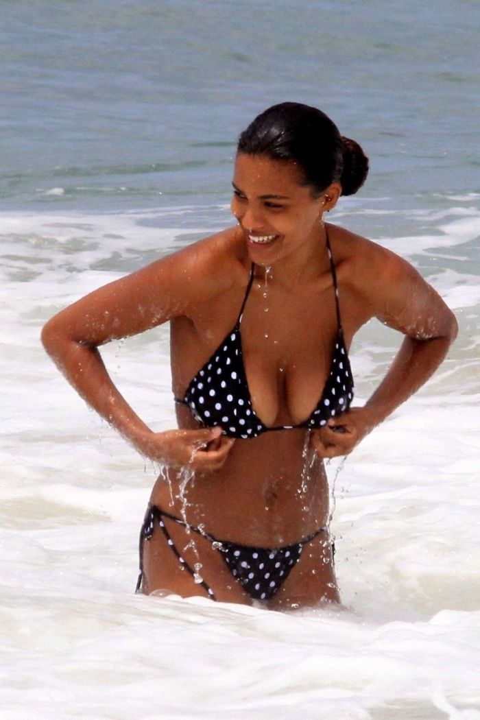 Tina Kunakey Fun And Frolic On The Beach In Rio