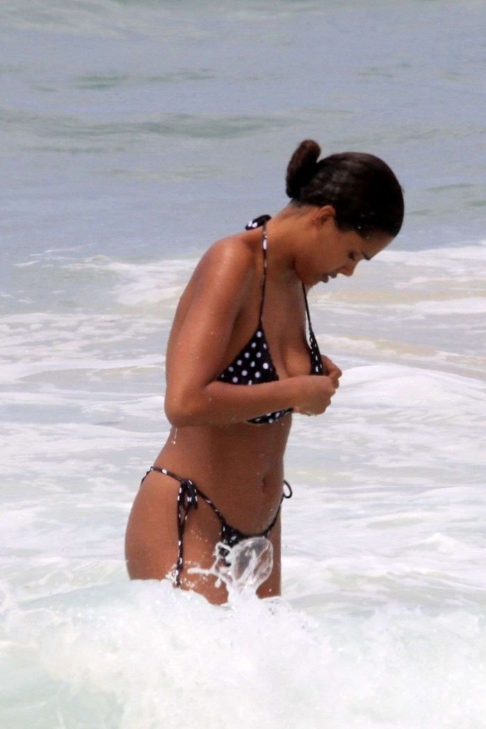 Tina Kunakey Fun And Frolic On The Beach In Rio