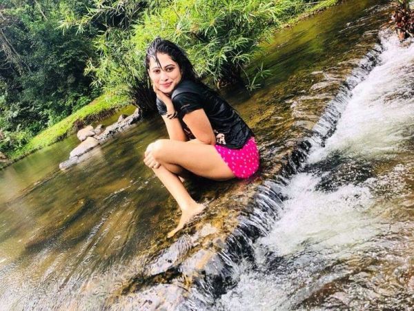 Sri Lankan Actress And Model Piumi Hansamali's Viral Photos